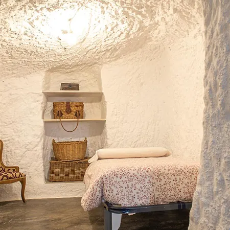 La Cueva De La Abuela Cenes De La Vega