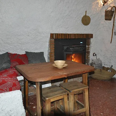 La Cueva De La Abuela * Cenes De La Vega