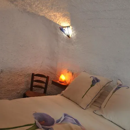 La Cueva De La Abuela *