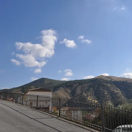 La Cueva De La Abuela