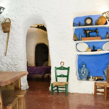 La Cueva De La Abuela * Cenes De La Vega